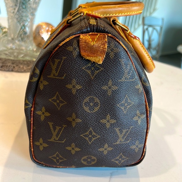 SOLD ON FB Authentic Louis Vuitton Speedy 25 - Picture 6 of 17